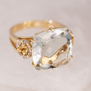 Anillo De Oro 18K Con Piedra Prasiolita